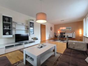 Ferienwohnung Kiara - mit Terrasse, 2 Schlafzimmern und einem großem Wohnzimmer